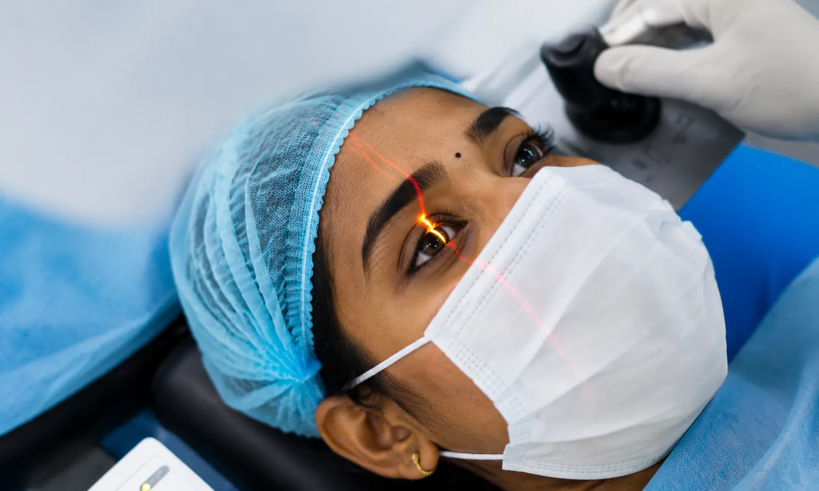 Specialist cornea treatment