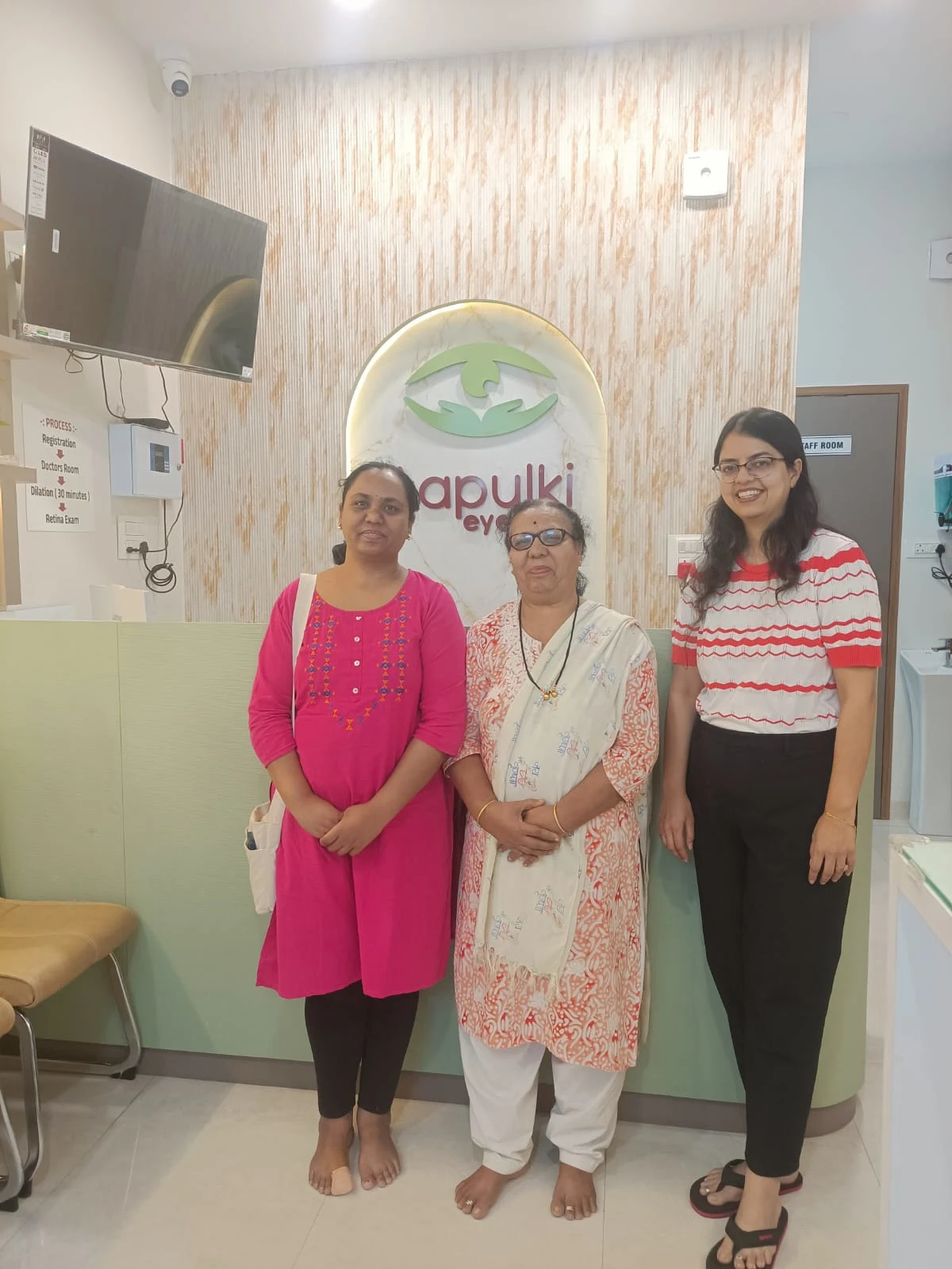 Patient Reviews Img 1 — Aapulki Eye Care clinic gallery
