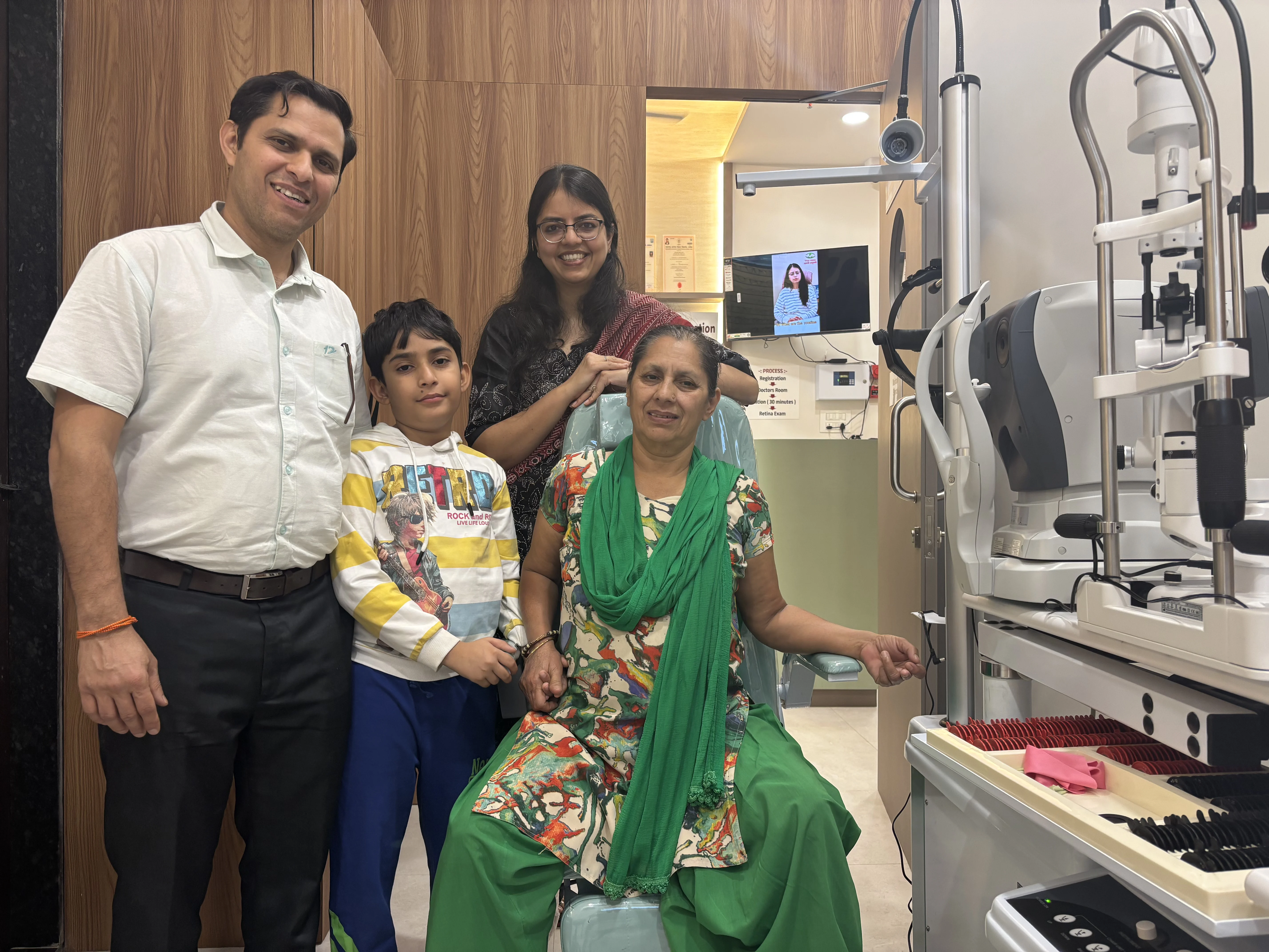 Patient Reviews Img 2 — Aapulki Eye Care clinic gallery